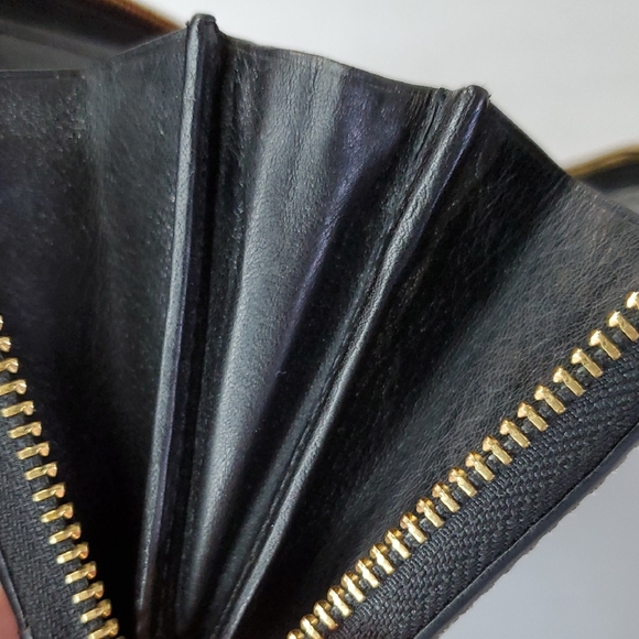 Dooney & Bourke Black Leather Men's Wallet - Picture 8 of 14